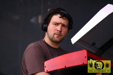 Irie Revoltes (D) 15. Chiemsee Reggae Festival - Übersee - Main Stage 16. August 2009 (9).JPG